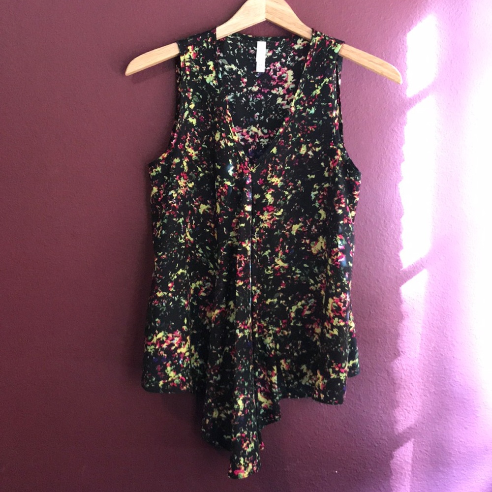 Lightly Worn Xhilaration FrontDrape Printed Blouse
